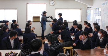 新巽中学校のワークショップ体験＆会社見学の巻！